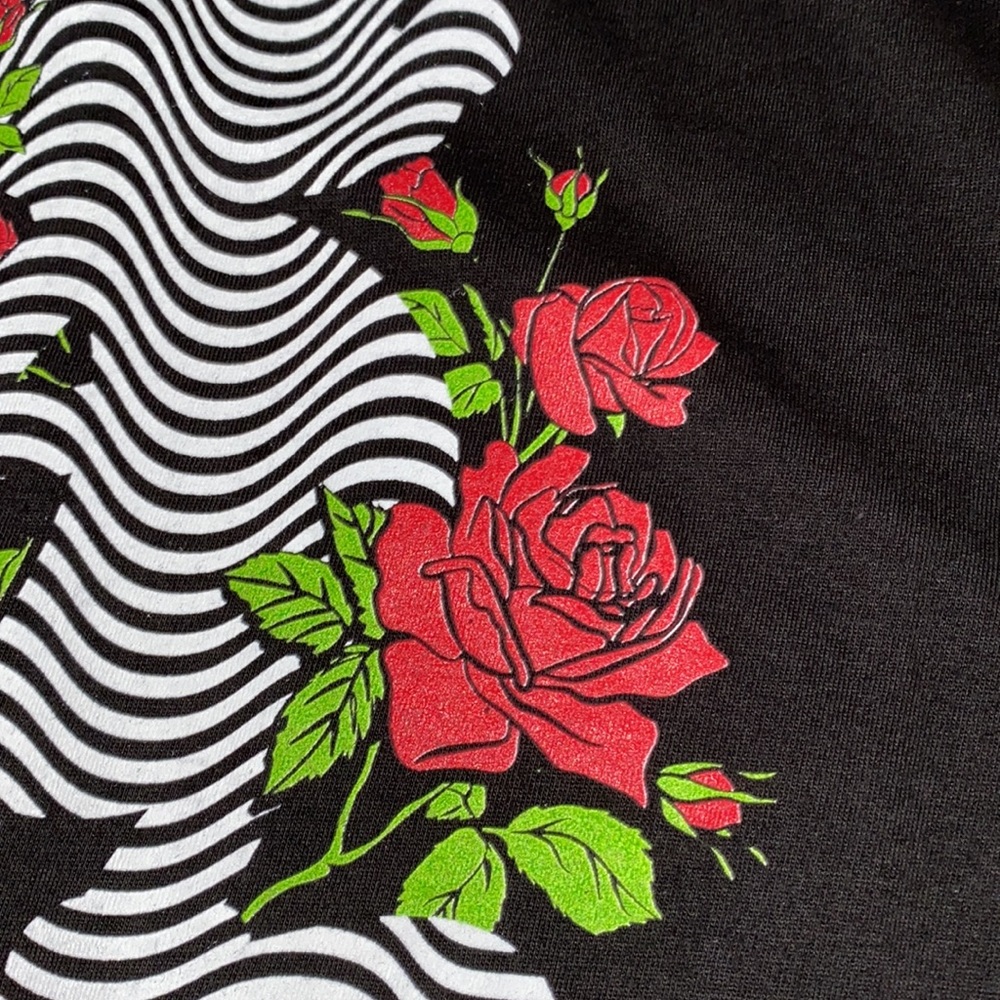 NEFF Disney Collection Mickey Rose Wrap - Picture 9 of 11